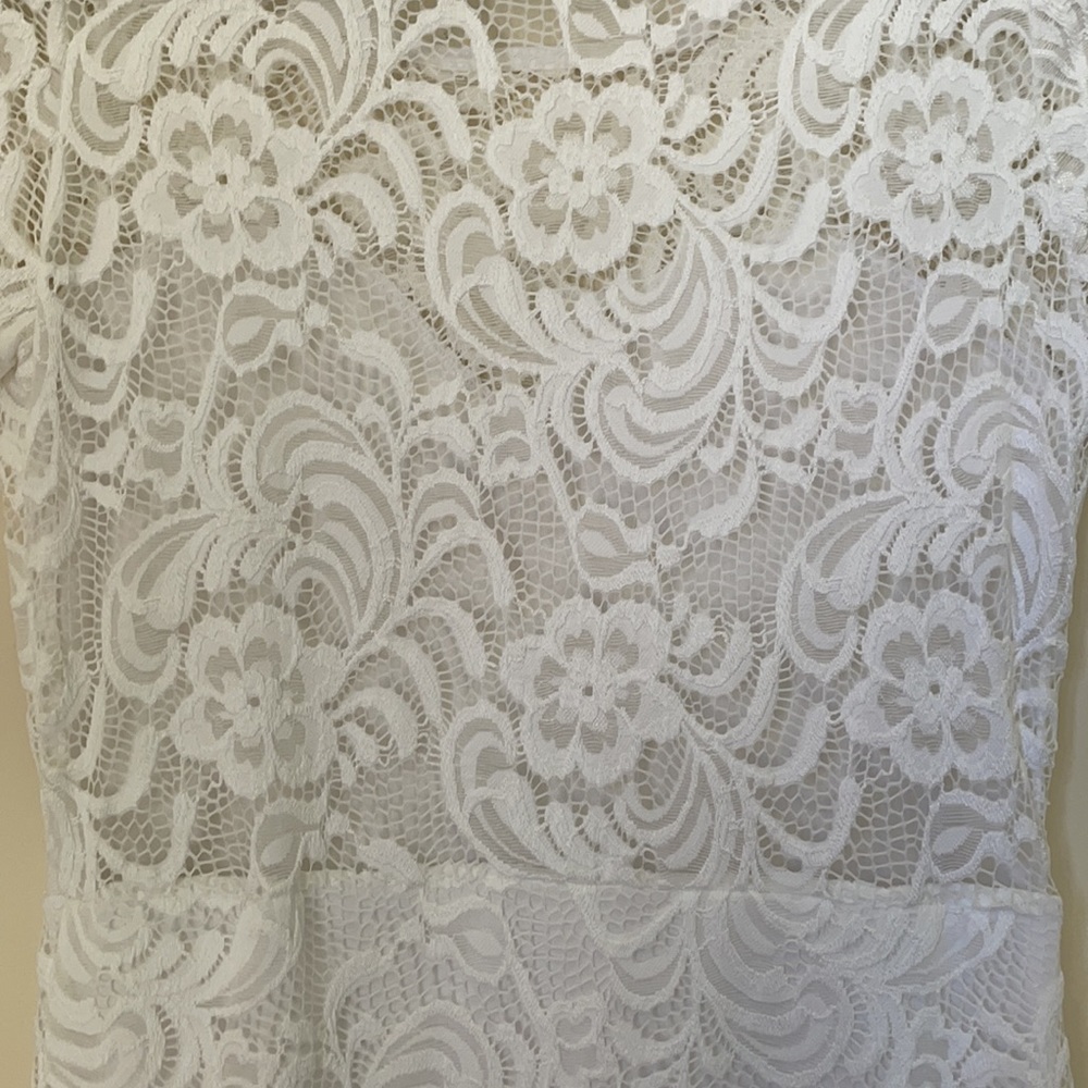 White Lace Scallop Hem Dress - Picture 6 of 10